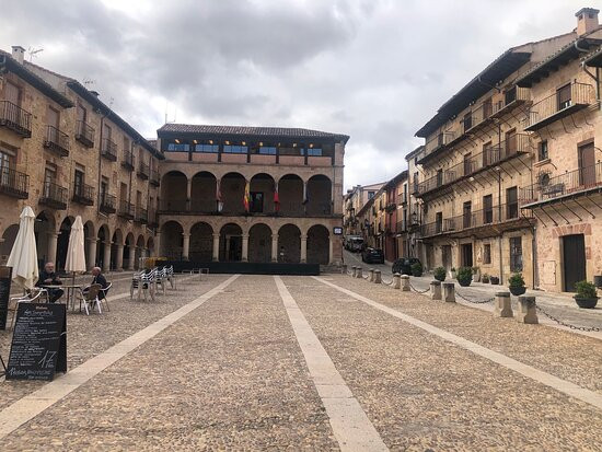Plaza Mayor de Siguenza景点图片