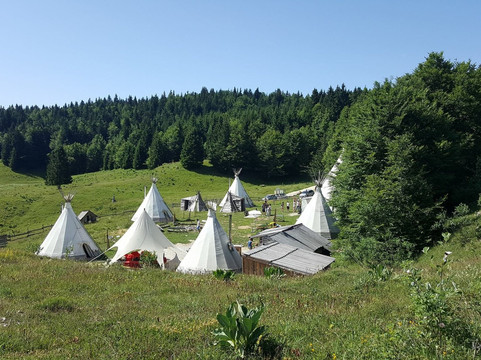 村庄Tipi