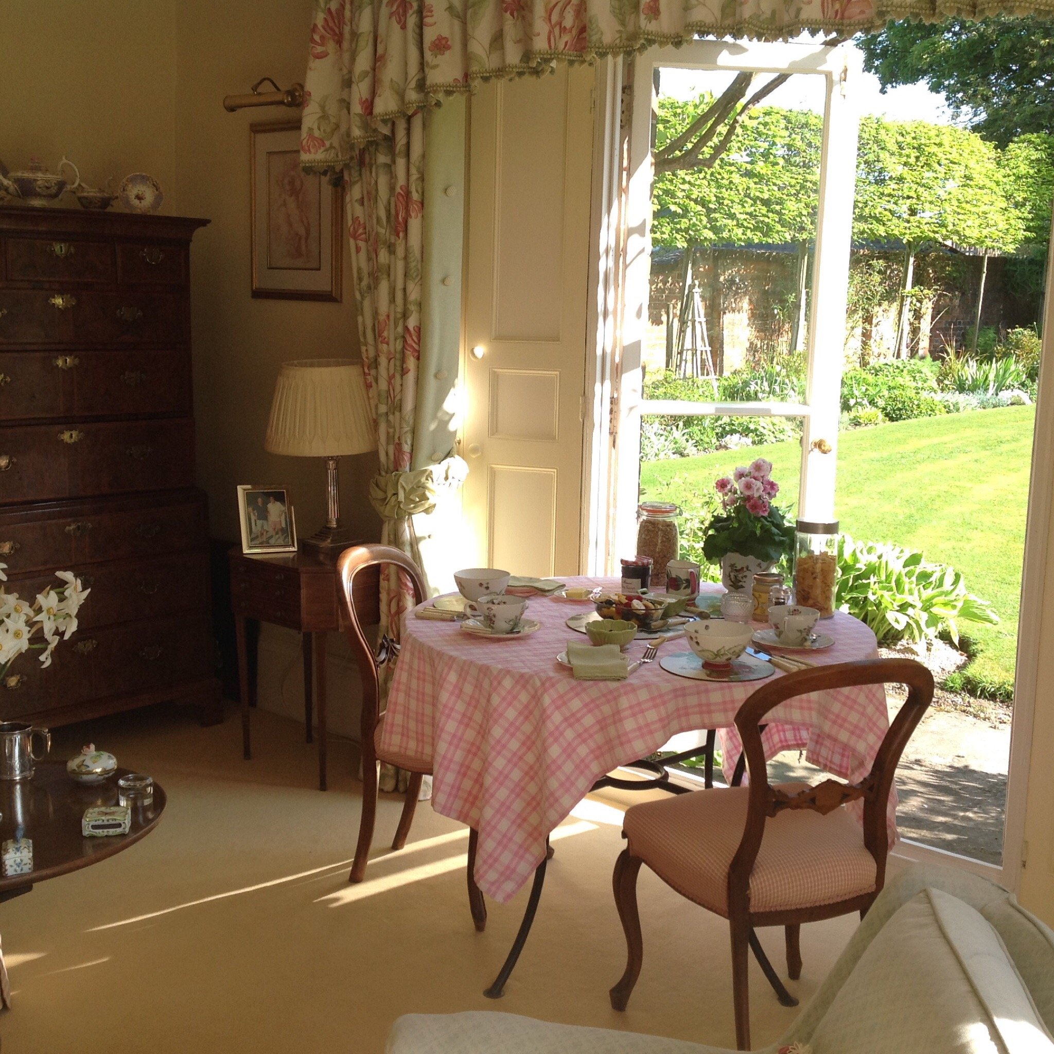 Brunton Farmhouse-官方