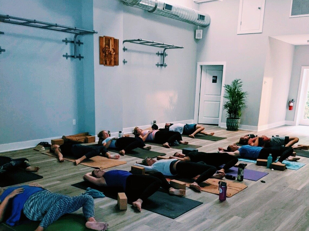 Fenwick Island旅游景点-Everybody Zen Yoga & Fitness