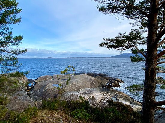 Kvalvik Fort景点图片