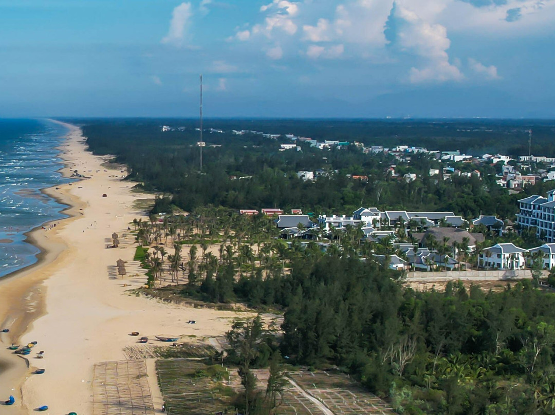 Binh Minh Beach景点图片