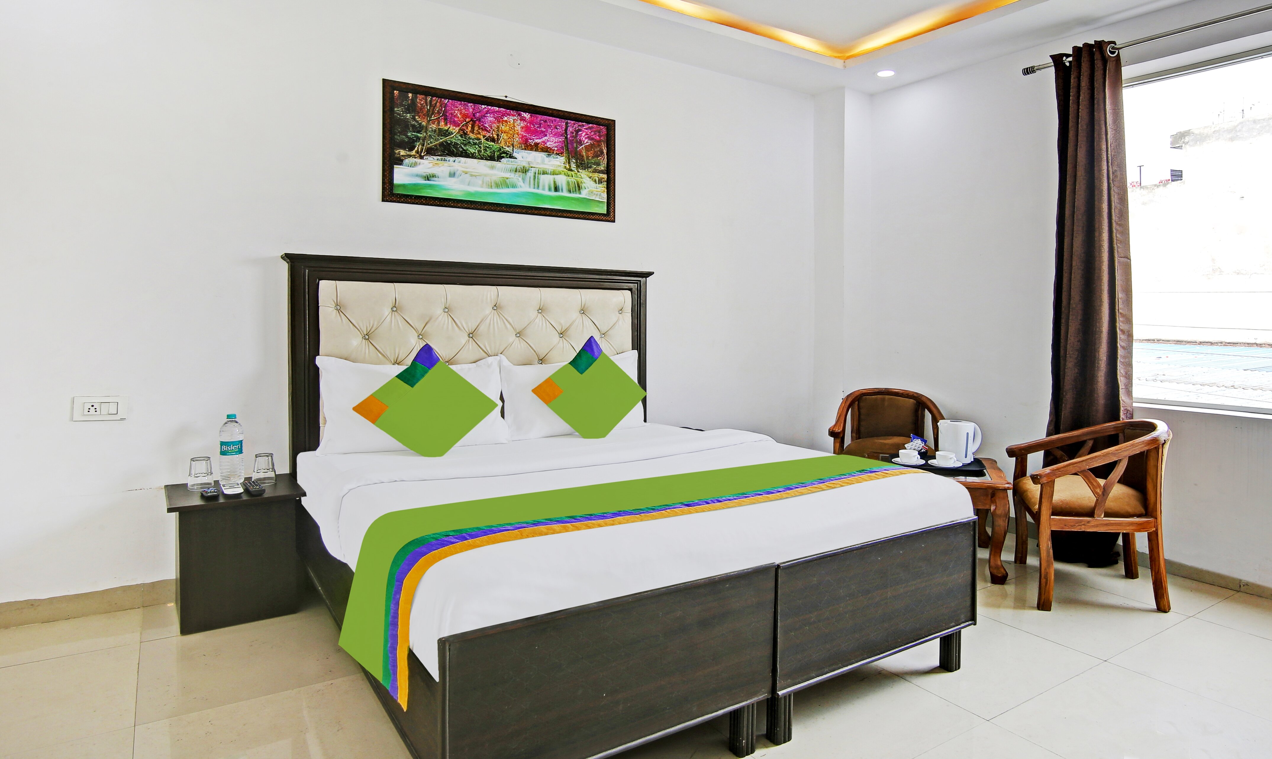 Treebo Royal Empire Adarsh Nagar-客卧