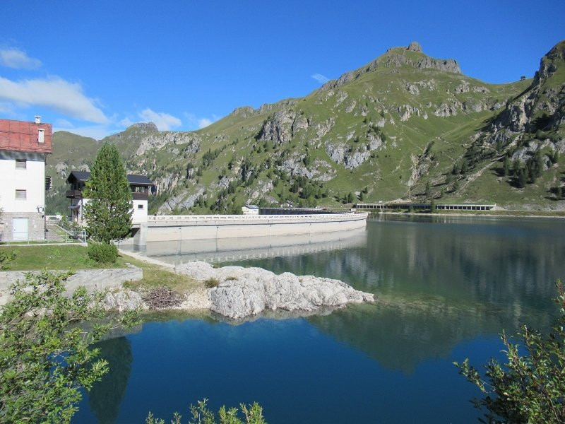 Lago di Fedaia景点图片