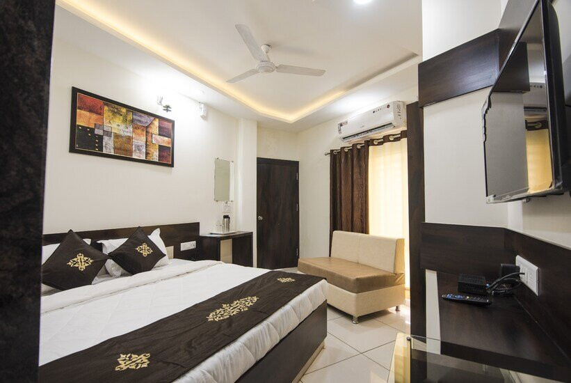 Vinayak Palace
