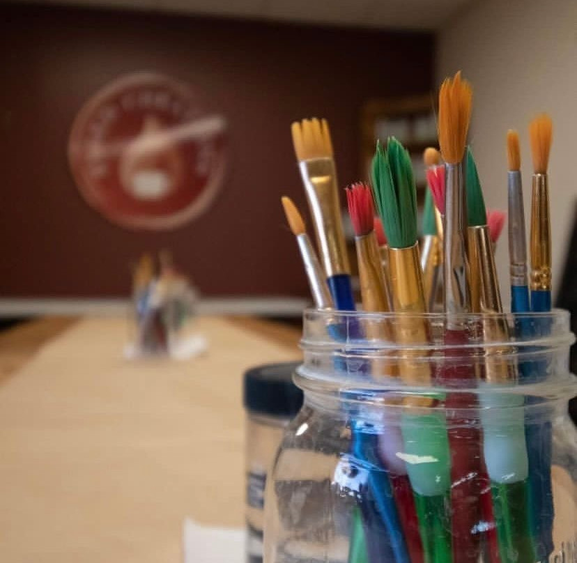 Membertou餐馆和美食-Fired Creations The Pottery Painting Cafe