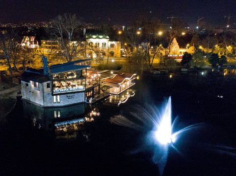 Robinson Restaurant主图