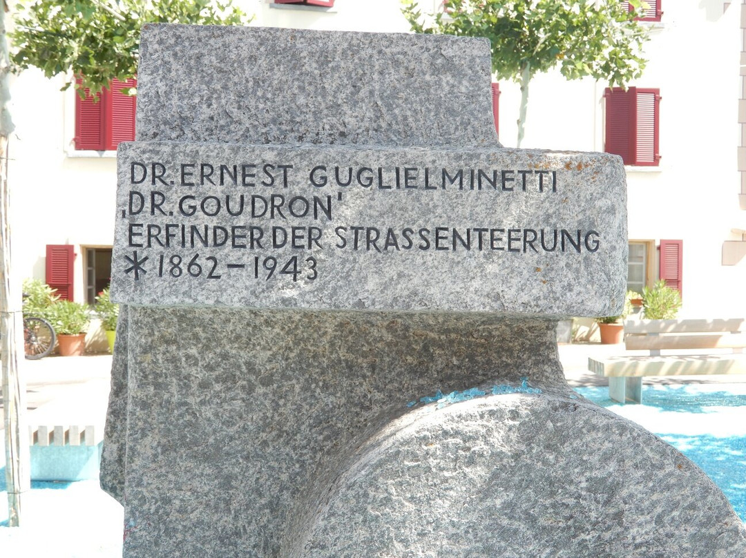 Goudron Denkmal