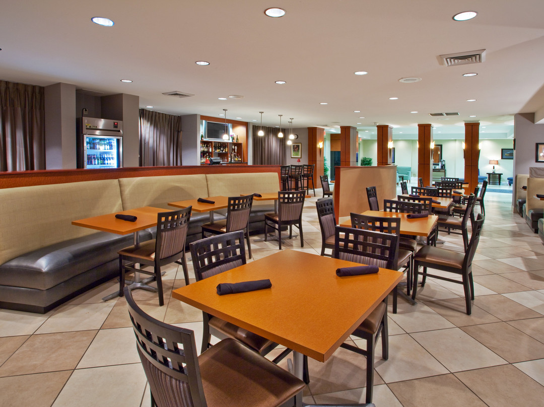 Holiday Inn Augusta West I-20 By IHG主图