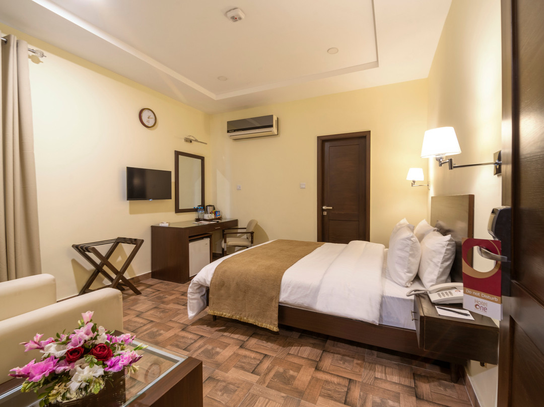 Hotel One Sahiwal主图