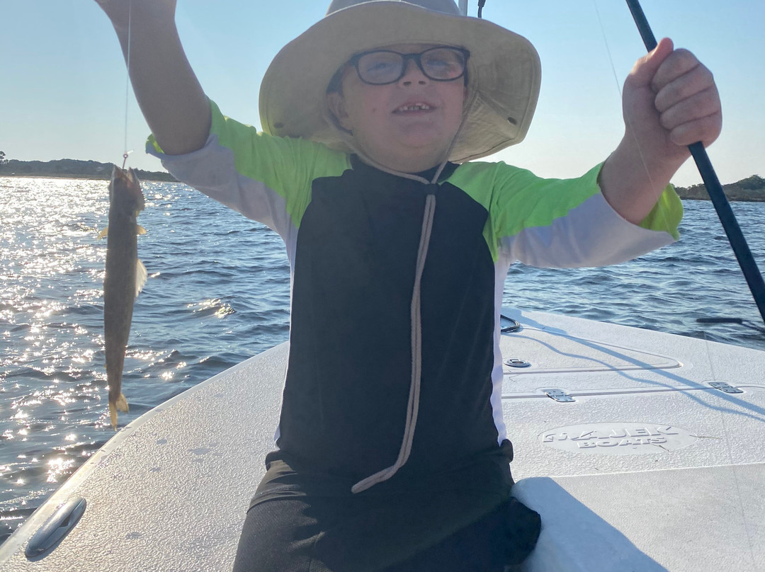 Showintail Inshore Charters Of Navarre Florida-纳瓦拉必去景点