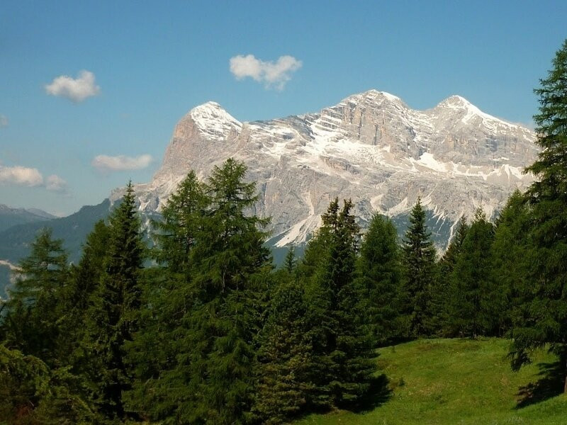 Passo Tre Croci-科尔蒂纳丹佩佐必去景点
