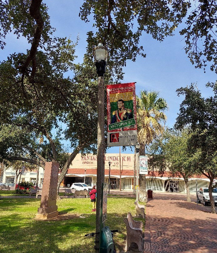 San Augustin Plaza-拉雷多必去景点