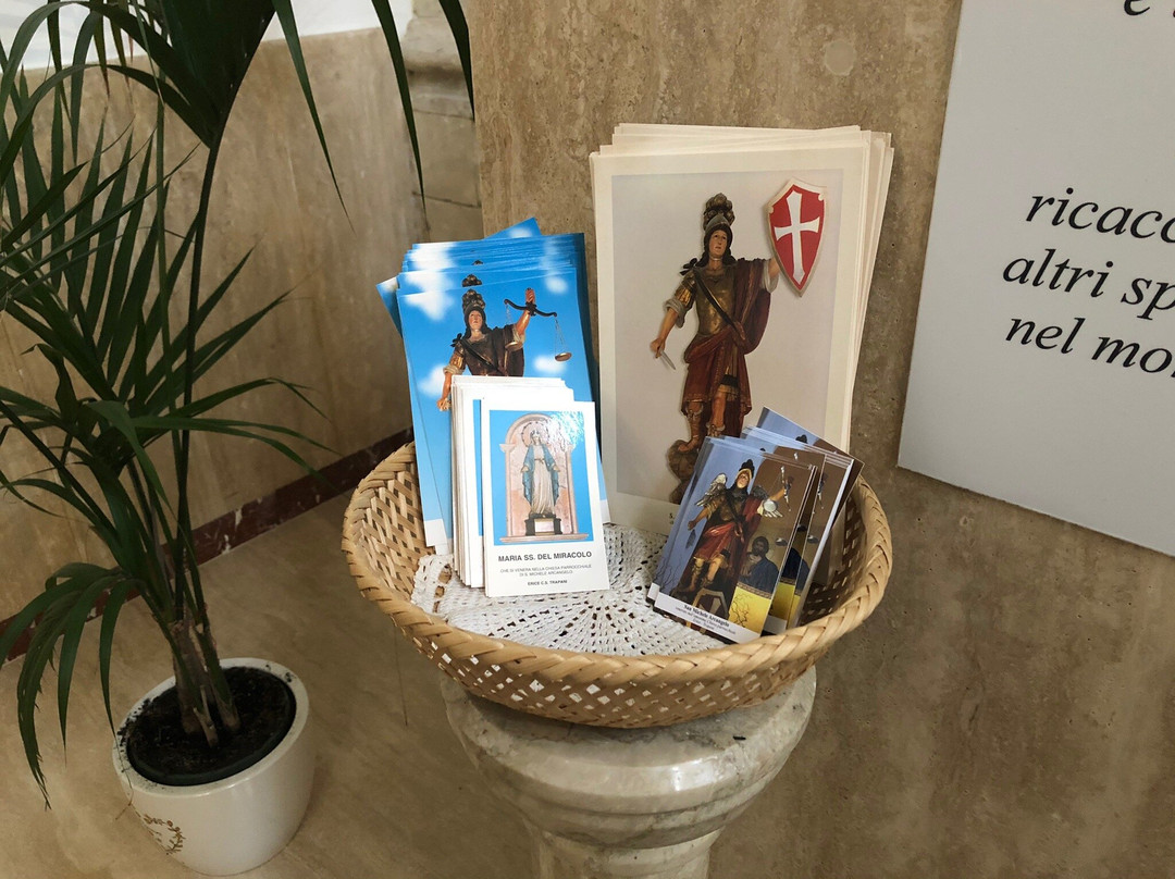 Chiesa Parrocchiale San Michele Arcangelo-Casa Santa必去景点