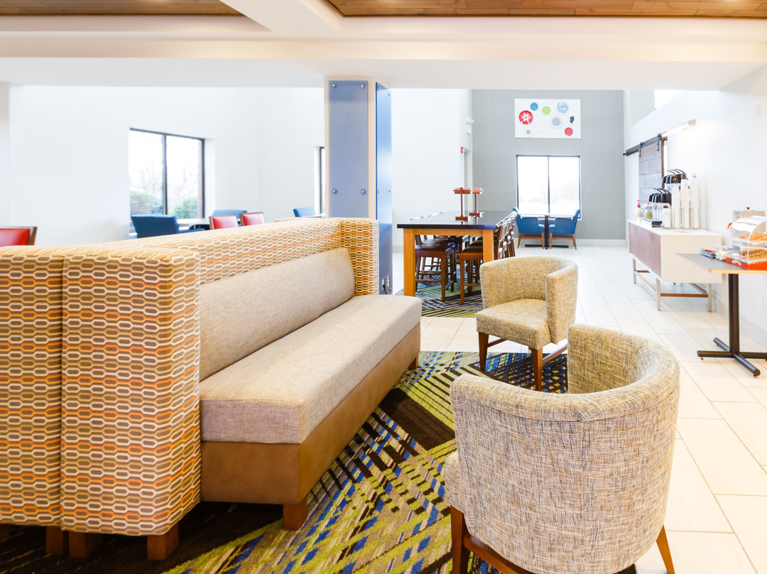 Holiday Inn Express & Suites Shelbyville主图