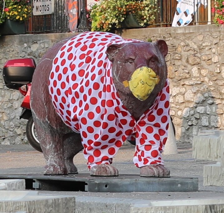 L'ours de la Place景点图片