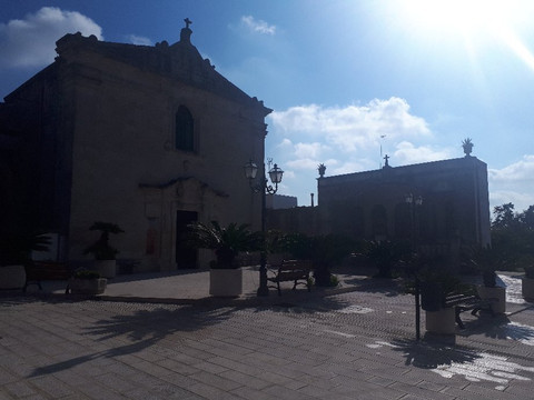 Chiesa Madre di San Michele Arcangelo-Vitigliano必去景点