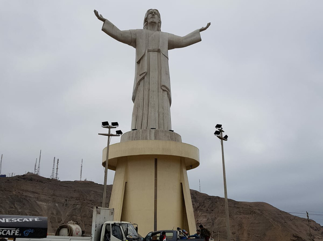 Cristo del Pacifico-Chorrillos必去景点