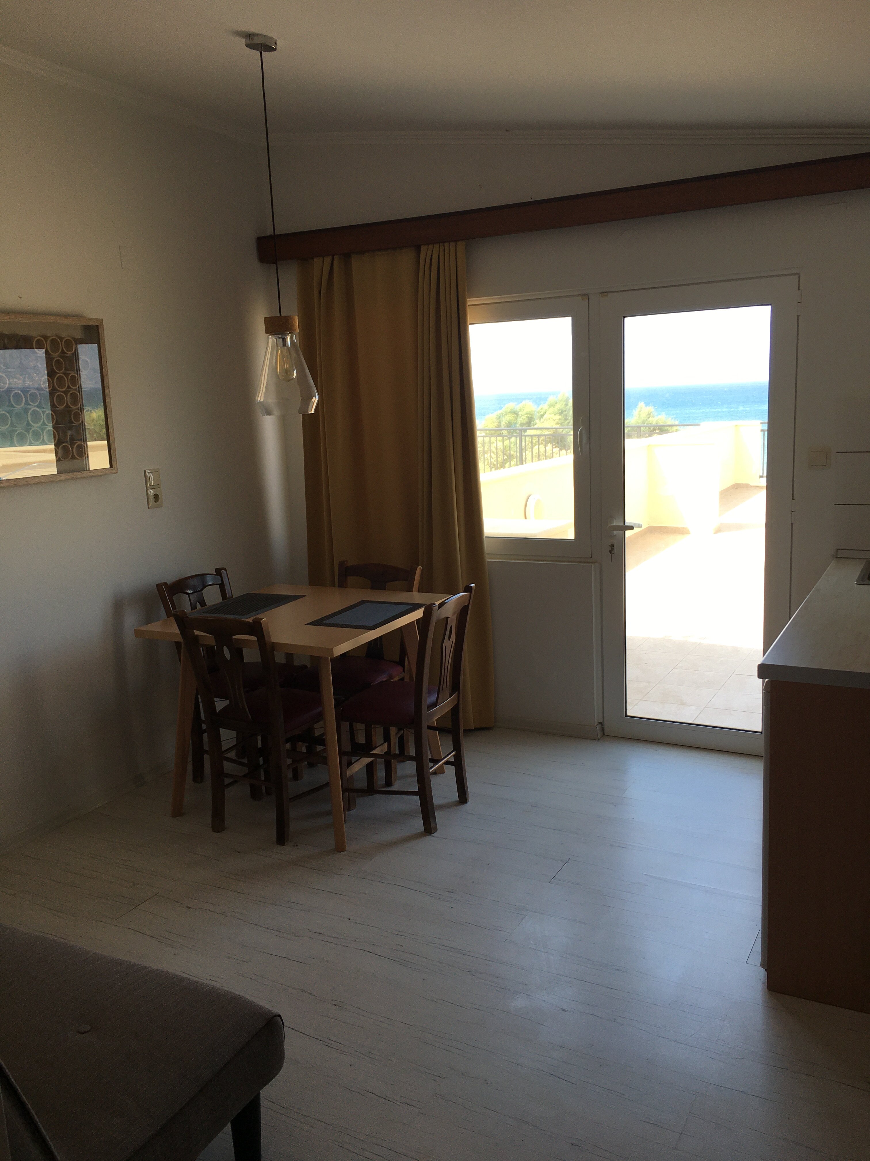 Mesogios Beach-官方