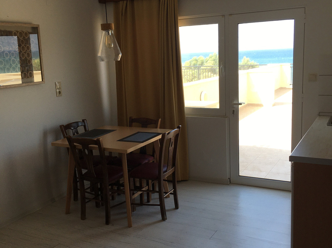 Mesogios Beach主图