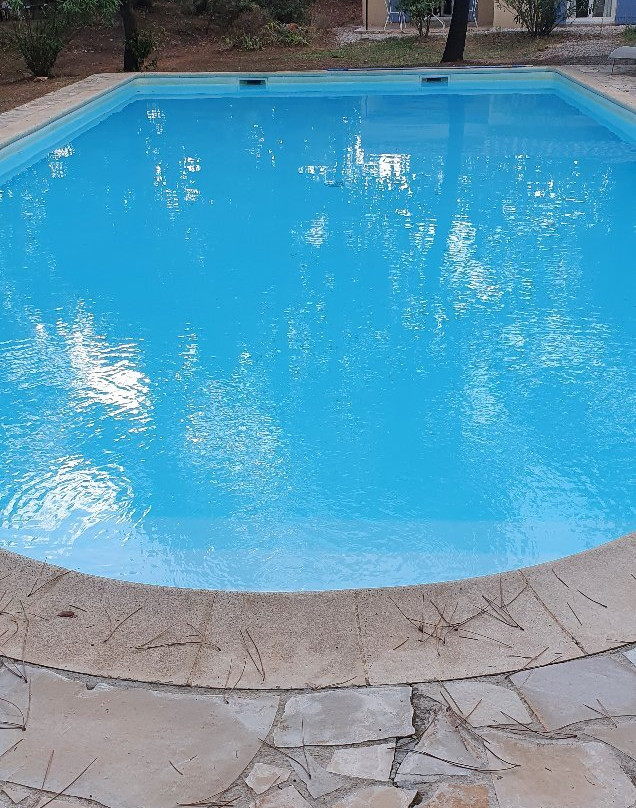 Le Clos des Cigales主图