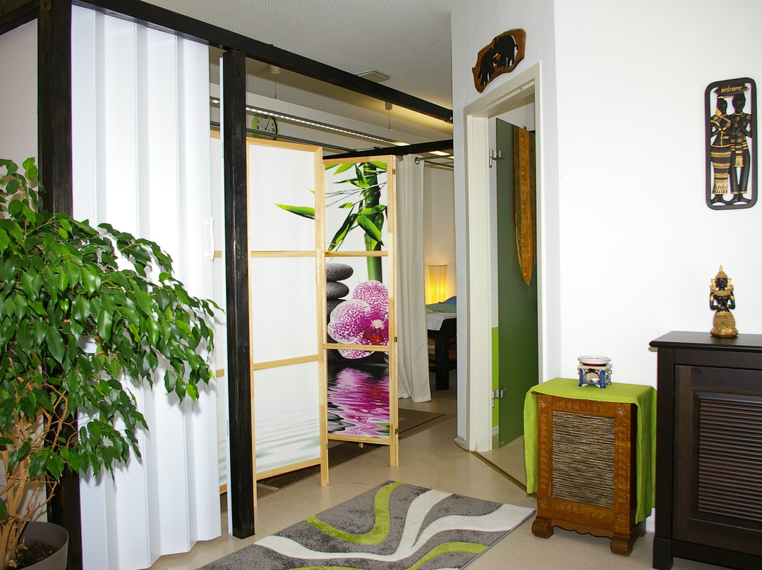 AK Traditionelle Thai-Massage-伯布林根必去景点