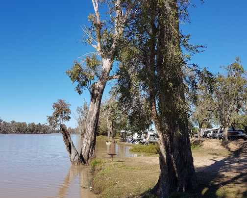 Caliguel Lagoon-Condamine必去景点