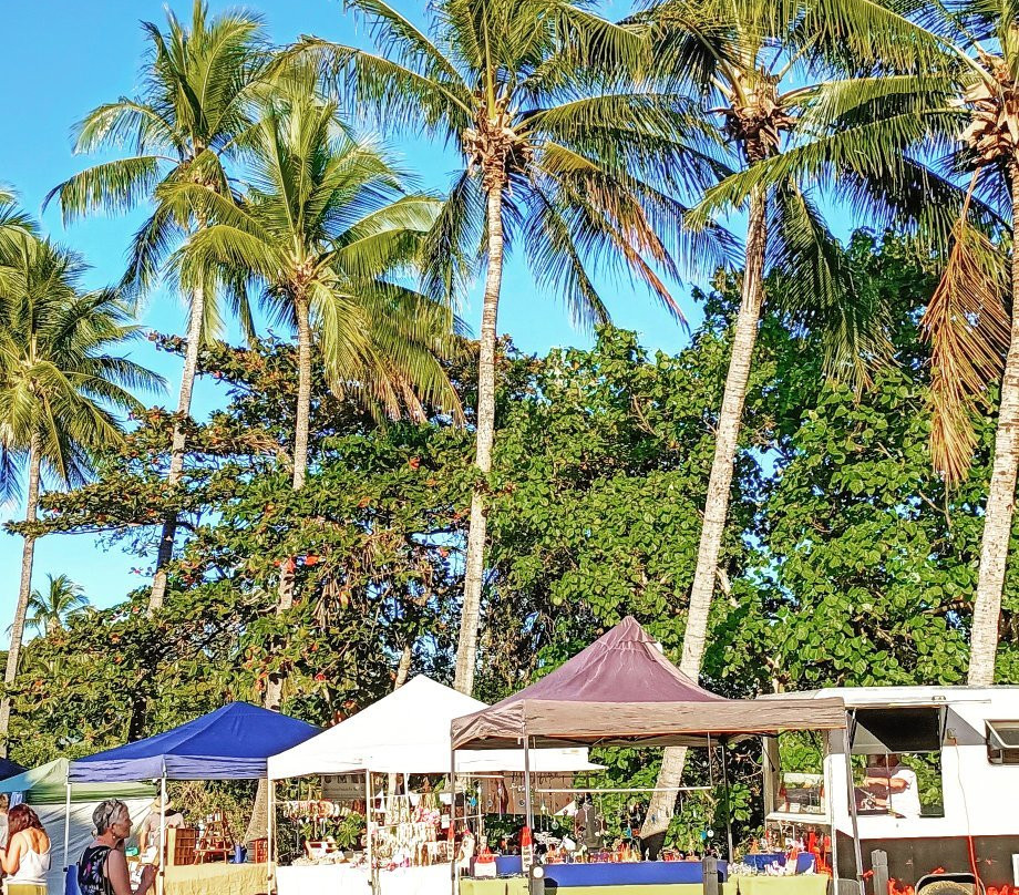 Sunday At The Port Douglas Market-道格拉斯港必去景点