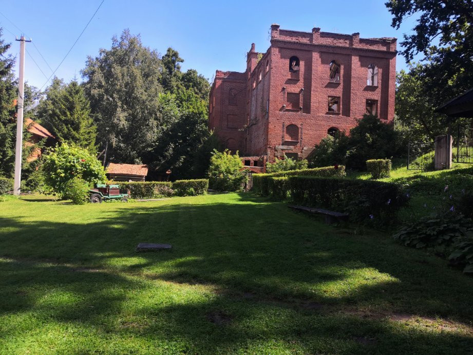 Castle Mill-Zheleznodorozhnyy必去景点