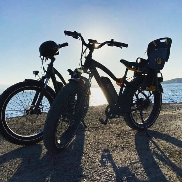 Summer Cars & Bikes景点图片