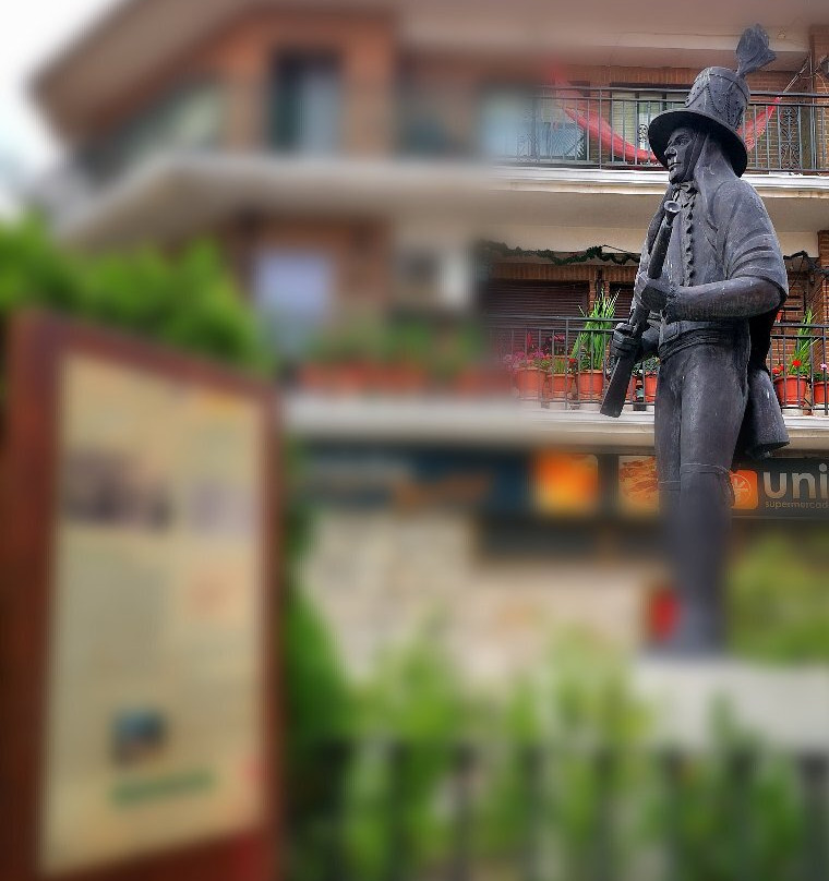 Monumento al Perrero景点图片