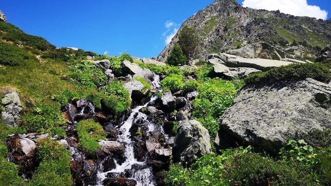 Les Abelletes Lake Trail-帕斯底拉卡萨必去景点