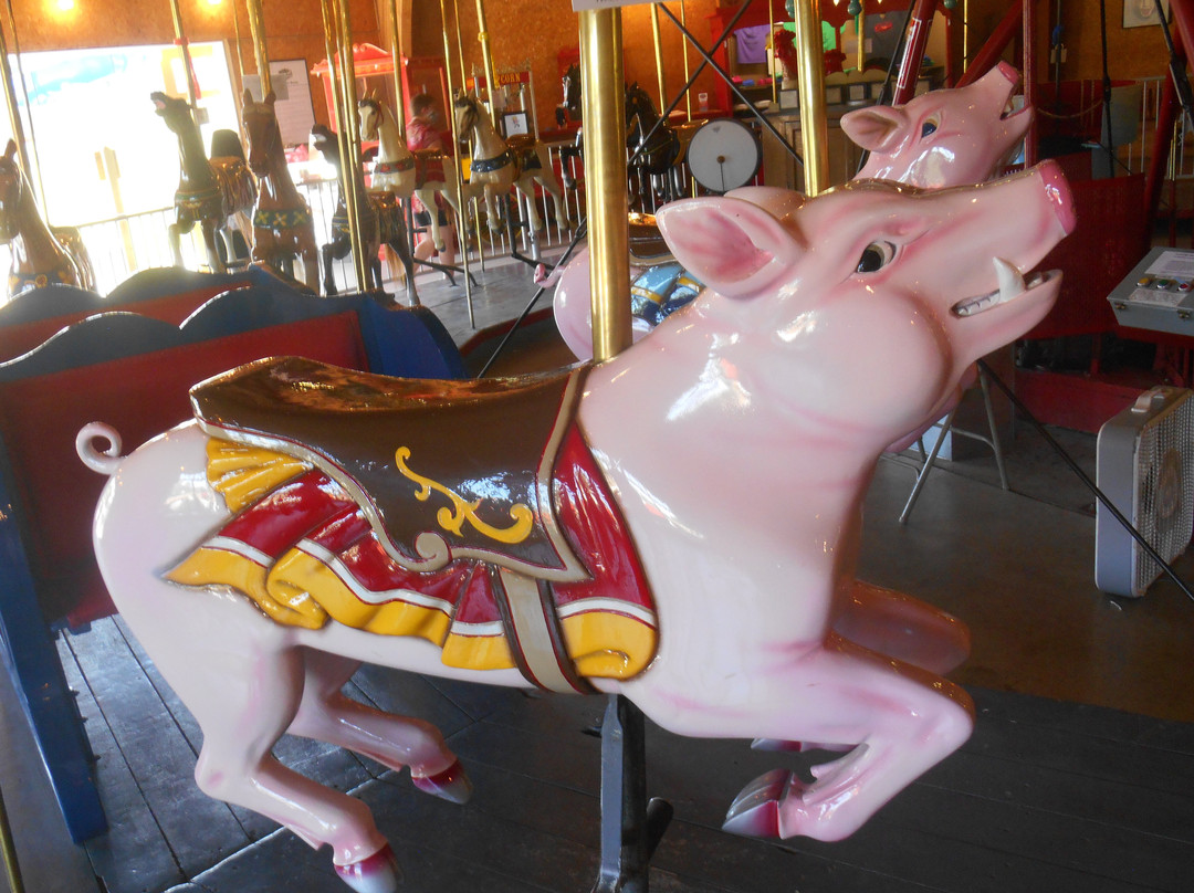 Story City Antique Carousel-Story City必去景点