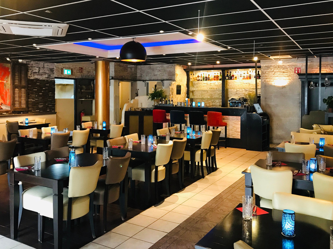 Tandoori Lounge