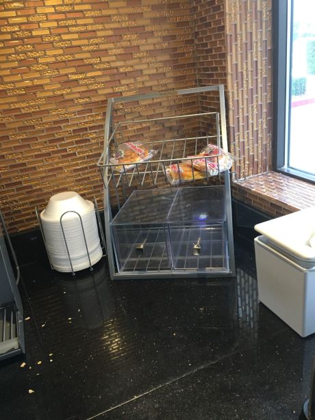 范布伦-史密斯堡地区温德姆速8酒店-餐饮