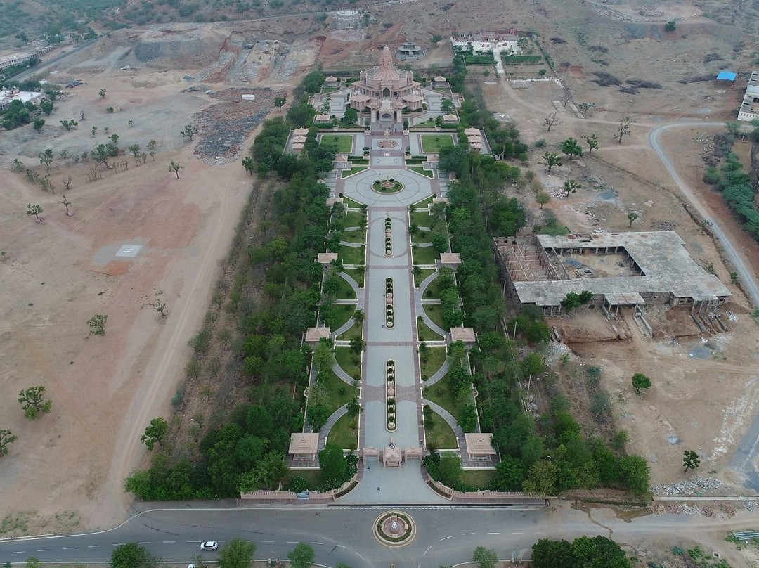 Nareli Jain Temple-阿杰梅尔必去景点