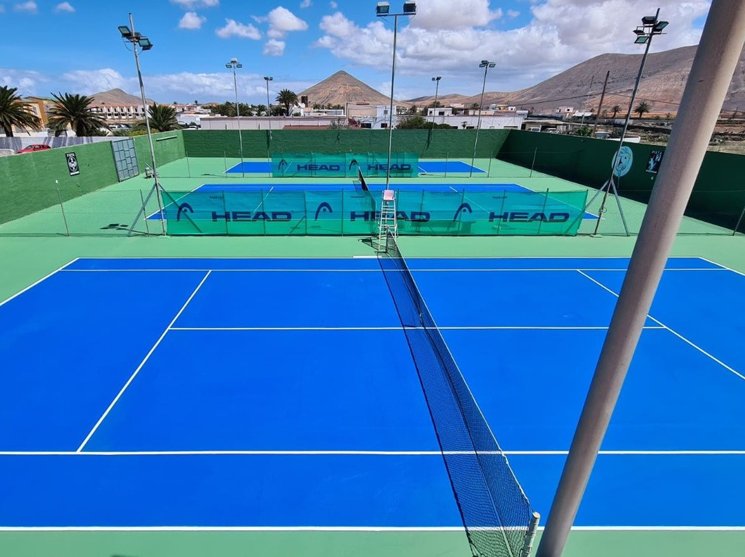 Club de Tenis Saque y Volea景点图片