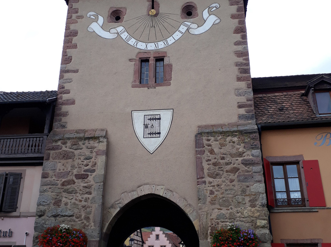 La Porte de France-图克汉必去景点