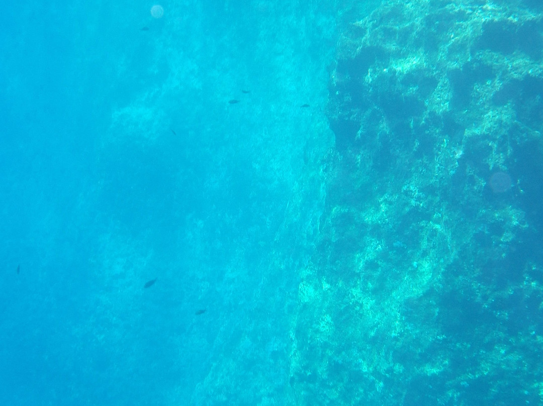 Mikri Vlychada Beach-Tholaria必去景点