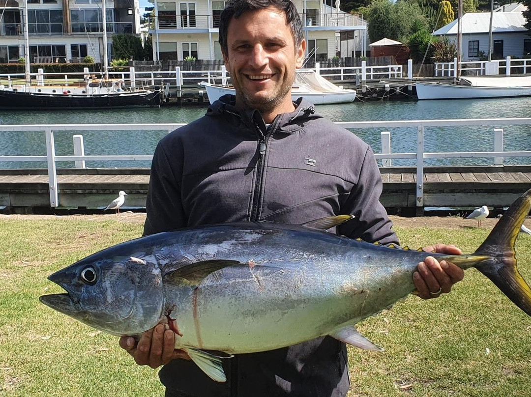 Salty Dog Charters-仙女港必去景点