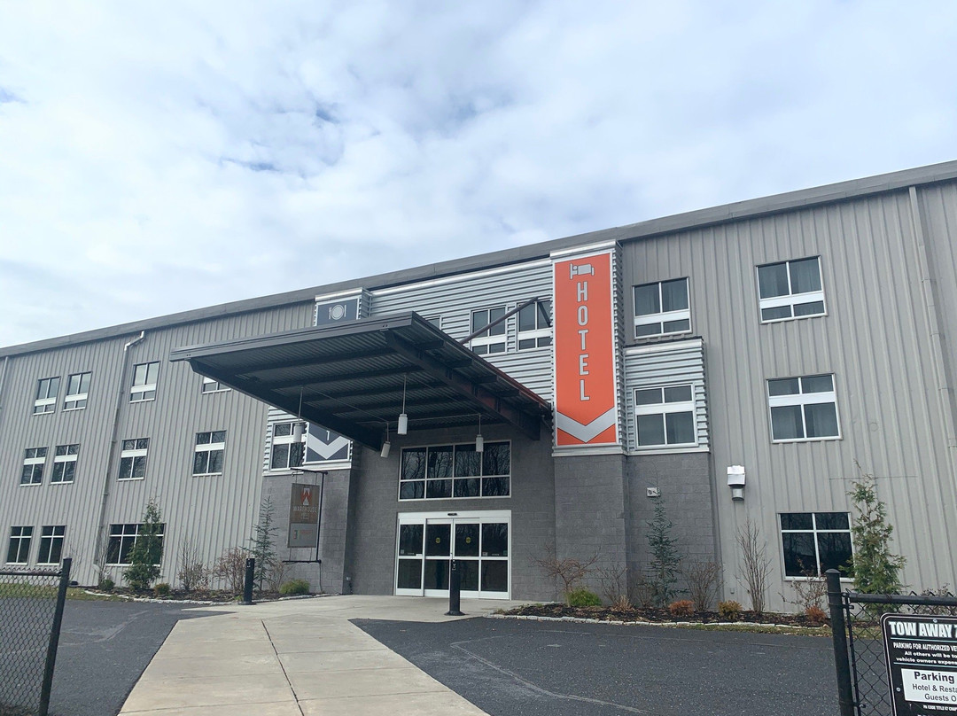 Warehouse Hotel主图