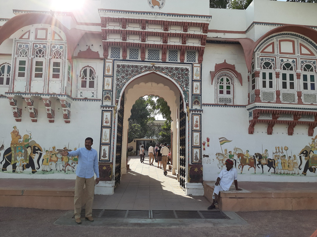 罗希特加酒店主图