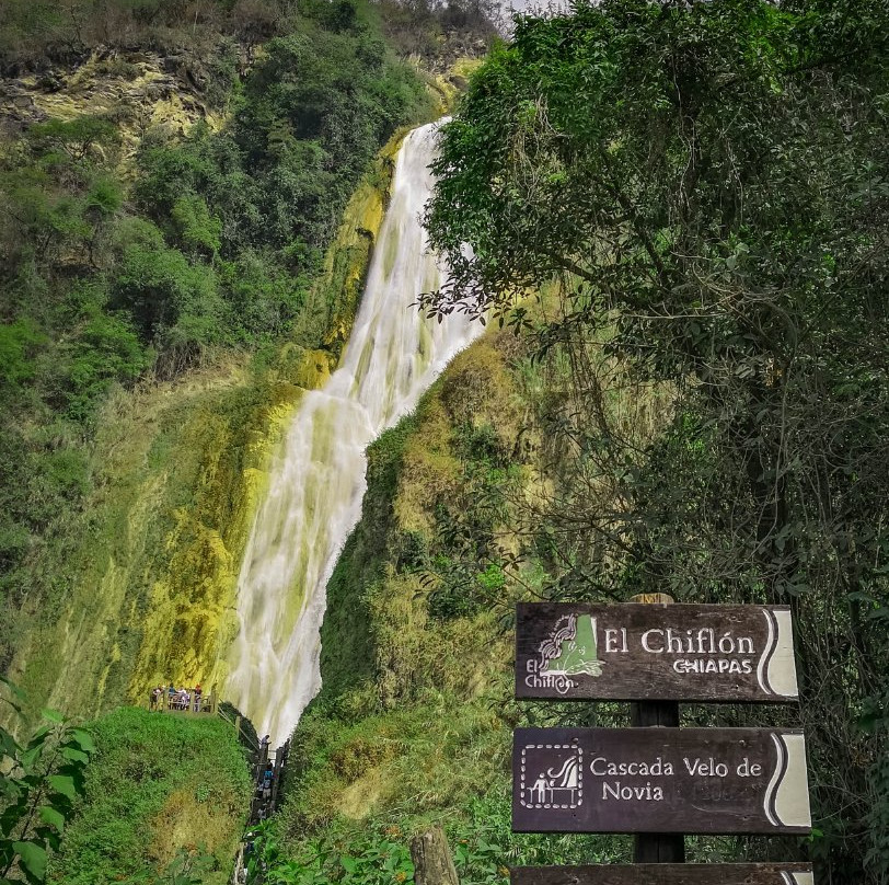 Cascada El Chiflon景点图片
