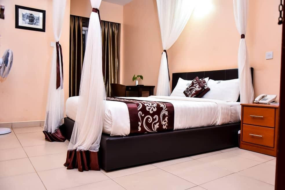 Wash and Wills Hotel主图