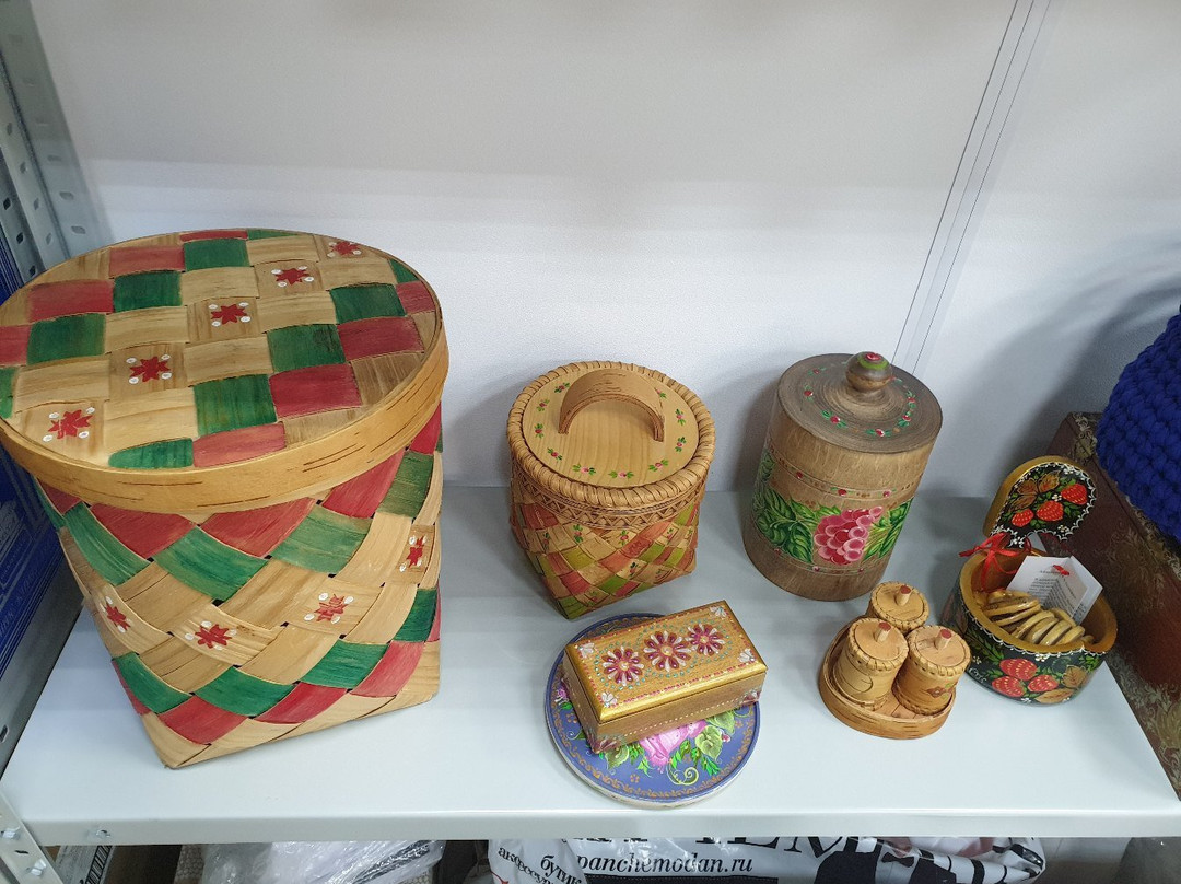 Exhibition Hall of the Museum-Gallery La Boheme Artistique-伊热夫斯克必去景点
