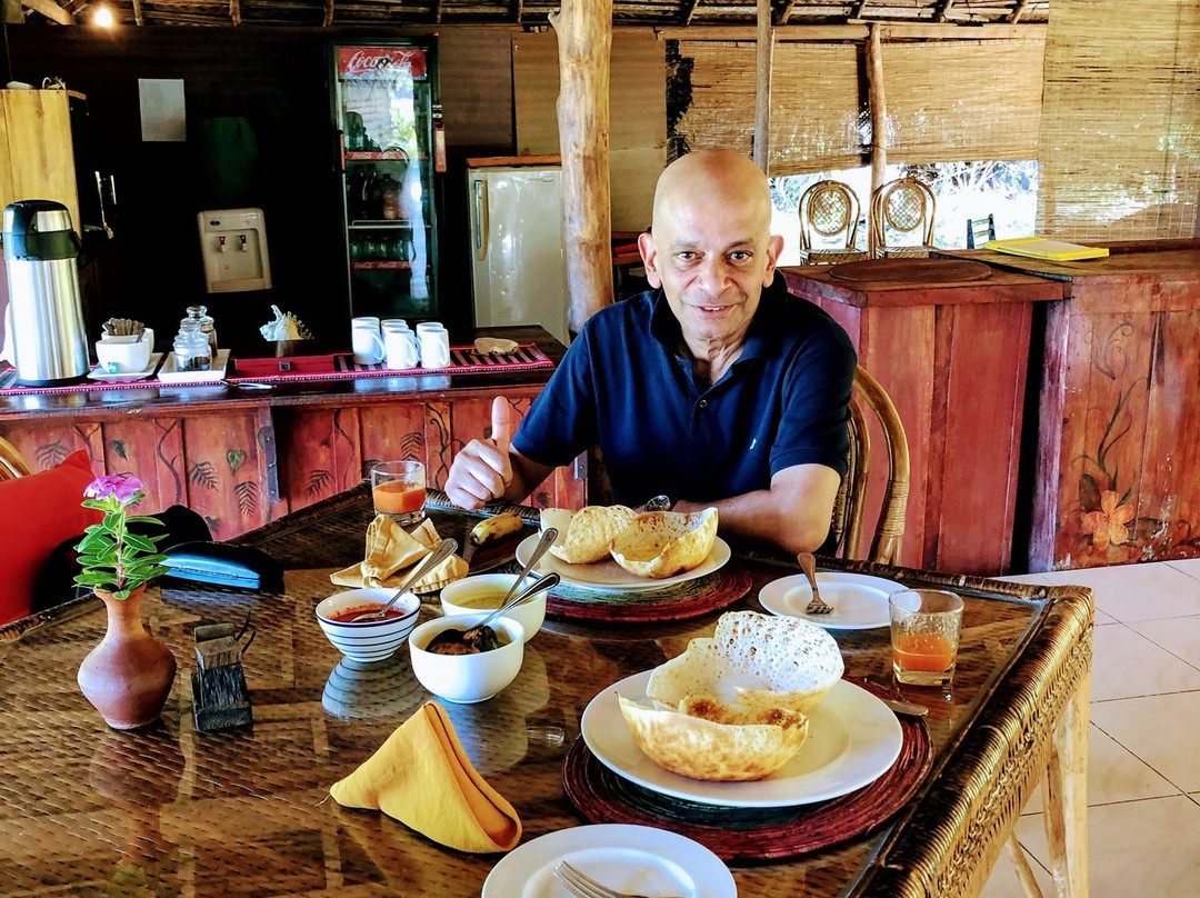 啪啦嘎玛海滩酒店主图