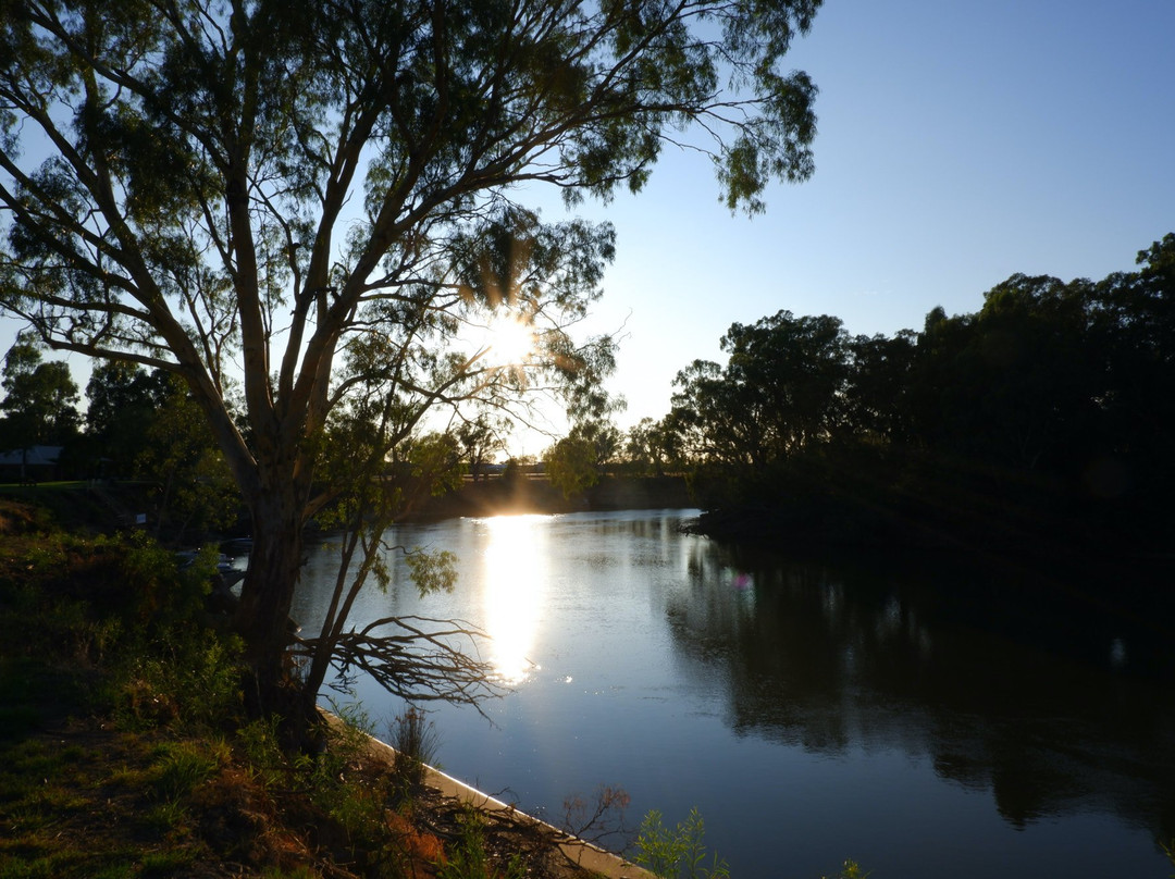 卡德尔对美利酒店主图