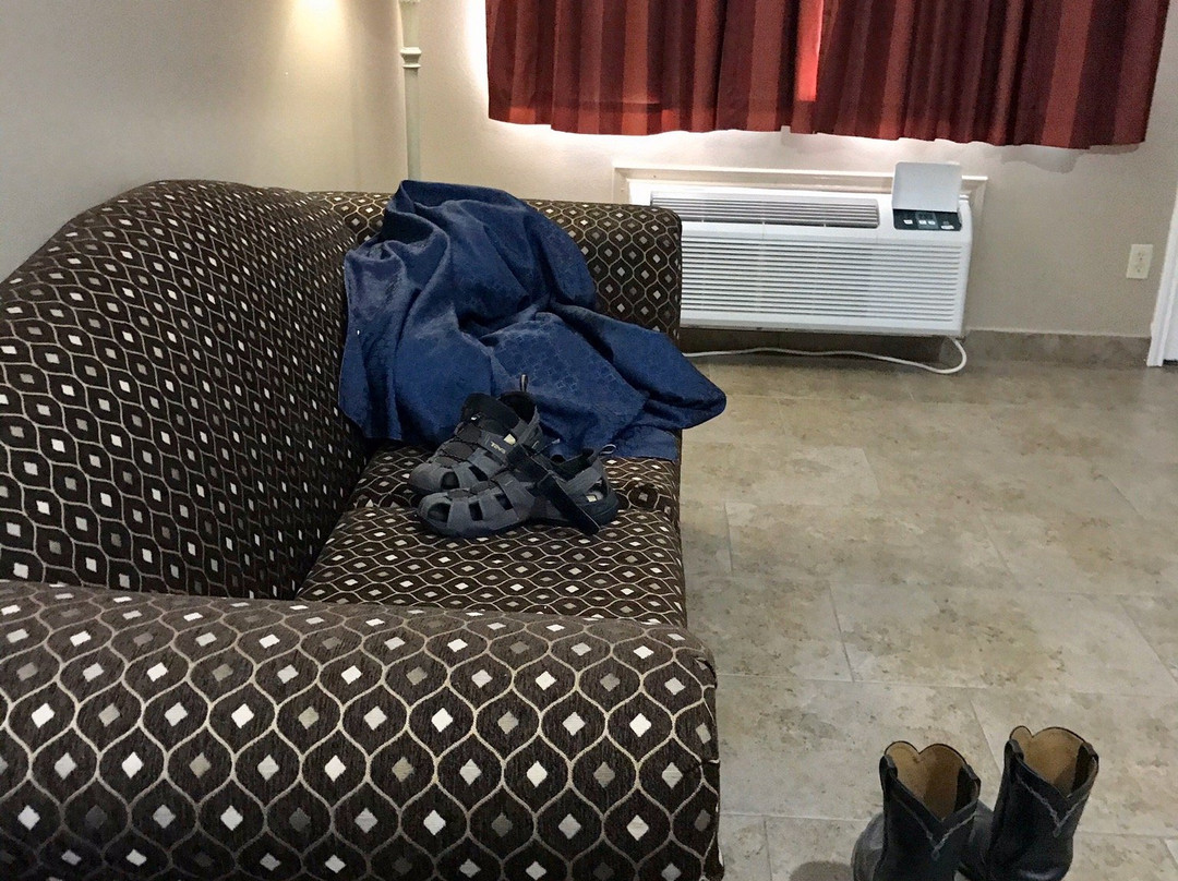 Los Fresnos Inn & Suites主图