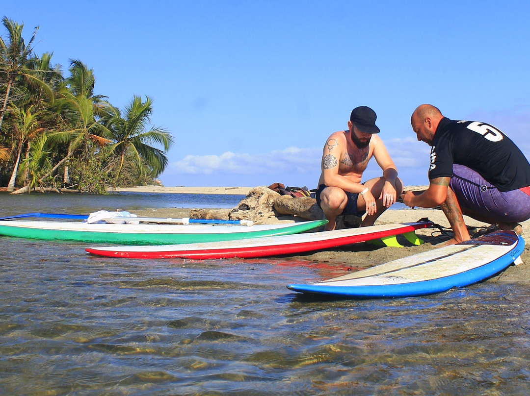HotCaribe Company-Los Naranjos必去景点