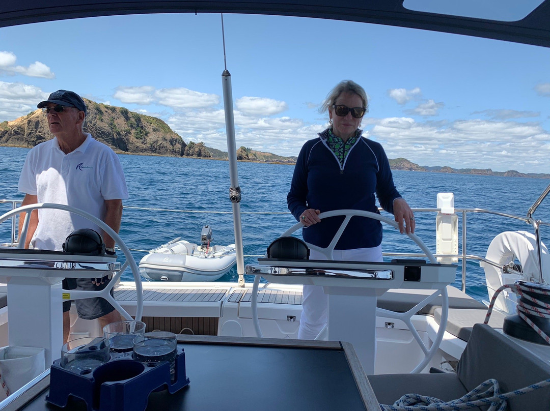 Ataahua Luxury Sailing景点图片
